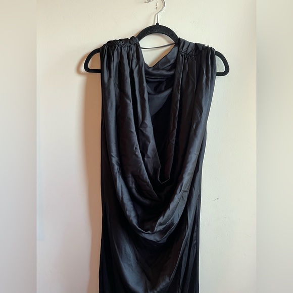 KALLMEYER TOMA DRAPED GOWN - Large - Picture 9 of 14